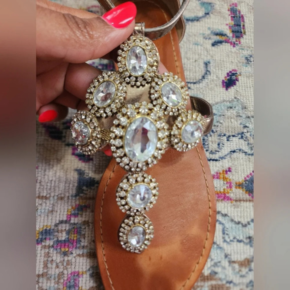 Vince Camuto Leather Glam Details, Sandals and Flip Flops, sz 9 - Picture 6 of 13